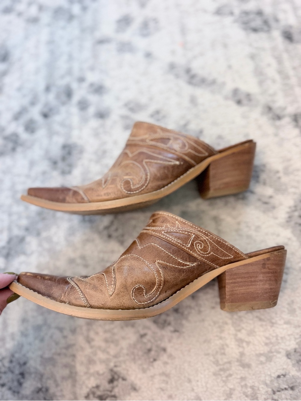 Durango Brown Leather Western Embroidered Mules Size 9
